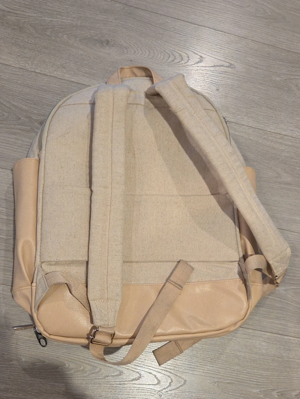 Beis Backpack